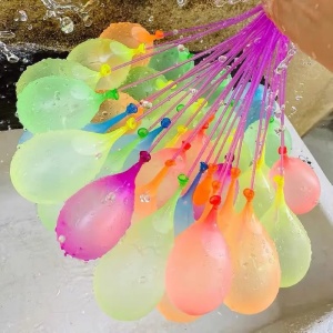 Set 111 baloane cu apa, injector apa, latex/plastic, multicolor