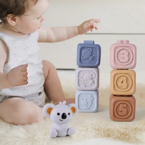 Set de joaca 2 in 1 cuburi moi si inele de stivuire, Elefantel