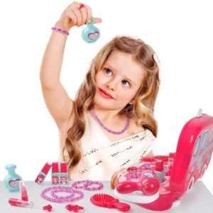 Set de joaca pentru fete, valiza oglida, bijuterii, feohn si accesorii