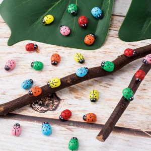 Set 50 gargarite multicolore din lemn pentru creatii, 15 mm