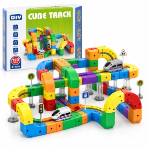 Set constructie tren cu circuit magnetic 3D - 123 piese