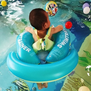 Colac tip barcuta cu chilotel si parasolar detasabil, Swimtrainer