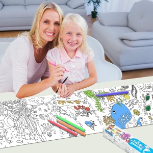 Plansa de colorat pentru copii rulou 200 x 30 cm, 12 creioane colorate
