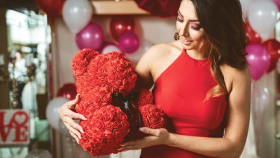 Cum poti impresiona o femeia cu un aranjament floral
