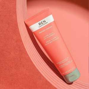 Gel de curatare REN Perfect Canvas, 100 ml
