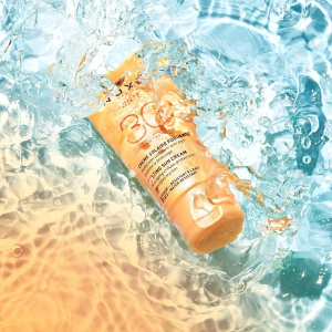 Lotiune cu protectie solara pentru fata si corp SPF30 Nuxe Sun, 150 ml