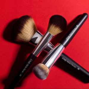 Pensula pentru fard de obraz Diego Dalla Palma, Rounded Blush Brush NR. 28 - Img 3