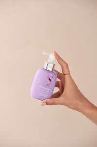 Spray anti-frizz pentru netezire Alfaparf Milano Semi Di Lino SmoothSmooth Frizz Defeat Spray 125 ml