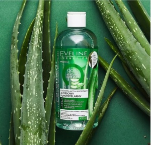 Apa micelara Eveline Cosmetics Aloe Vera 3in1, 400 ml