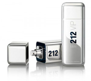 Carolina Herrera 212 VIP Men, Apa de Toaleta