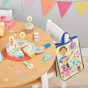 Set aniversar din lemn Melissa & Doug Blue’s Clues – tort de joaca cu 38 de piese