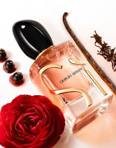 Si Eau de Parfum Intense Giorgio Armani pentru femei