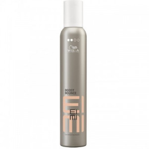 Spuma de par Wella Professionals Eimi Boost Bounce pentru fixare medie, 300 ml