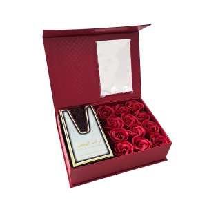 Set cadou Charmet, Apa de Parfum Ard al Zaafaran Turab Al Dhahab si Cutie cu trandafiri