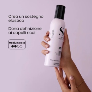  Spuma modelatoare flexibila Alfaparf Semi di Lino Style&Care, 250 ml