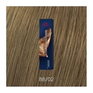 Vopsea permanenta Wella Professionals Koleston Perfect 88/02