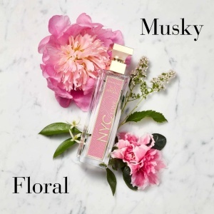 Elizabeth Arden 5th Avenue NYC Love, Apa de Parfum