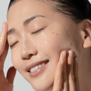 Gel de curatare iluminator pentru fata Dermalogica cu acid glicolic