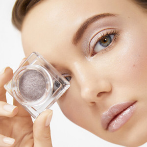 Iluminator pentru fata si zona ochilor Shiseido Aura Dew Highlighter - Img 4