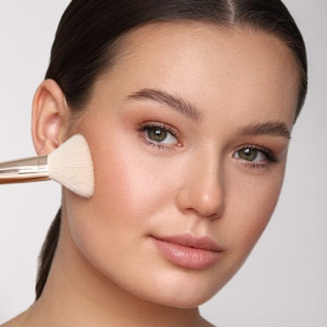 Pensula pentru modelarea conturului fetei Eveline Cosmetics - Img 2
