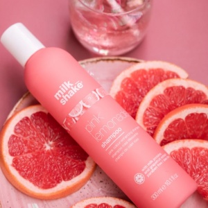 Sampon nuantator Milkshake Pink Lemonade, pentru par blond