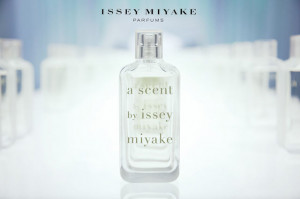 A Scent by Issey Miyake, Apa de Toaleta, Femei - Img 5