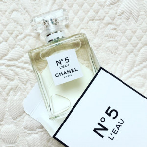 Chanel No 5 L'Eau, Femei, Apa de Toaleta - Img 2