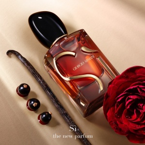 Giorgio Armani Si Parfum, Femei