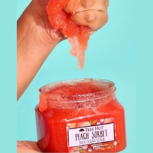 Scrub pentru corp Shea Sugar, Peach Sorbet Tree Hut, 510 g