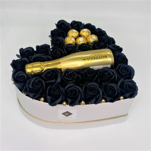 Aranjament floral Opulence, cutie inima cu trandafiri de sapun negri si Prosecco Bottega Gold si praline Ferrero Rocher - Img 2