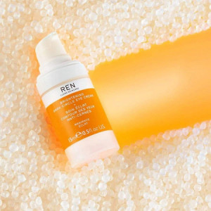 Crema anticearcan Ren Clean Skincare