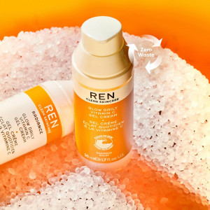 Crema de fata Ren, Vegan Radiance Glow Daily Vitamin C, 50 ml - Img 2