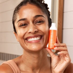 Crema de fata SVR [C20] Biotic Energizing Smoothing Fluid, 30ml