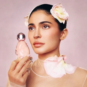 Kylie Jenner Cosmic, Apa de Parfum, Femei