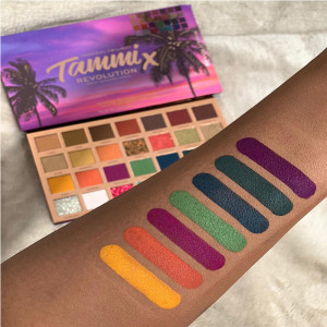 Paleta de fard de pleoape Makeup Revolution X Tammi Tropical Twilight 4