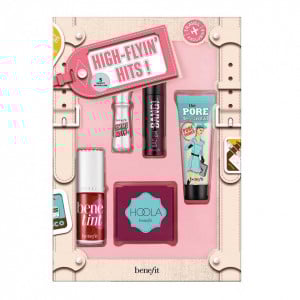 Set, Flyin Hits, Benefit, Blush lichid Benetint, Primer The POREfessional, Bronzer Hoola, Rimel BADgal BANG, Gel defixare sprancene Gimme Brow