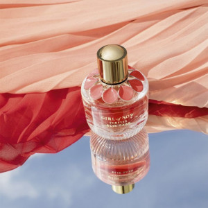 Elie Saab Girl Of Now Forever, Apa de Parfum