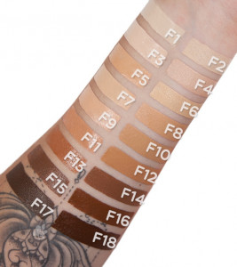 Fond de ten stick Makeup Revolution Fast Base F4, 6.2 g