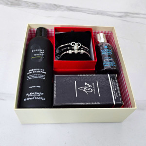 Set Black Majesty, Apa de Parfum Ard al Zaafaran Hayaati Men, Set 3 bratari din otel inoxidabil, onix si zirconiu, Gel de Dus Molton Brown Relaxing Ylang-Ylang, Sampon Alfaparf Rebalancing Low Shampoo Blends of Many