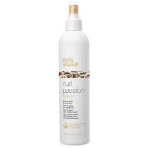 Spray pentru par ondulat Milk Shake Curl Passion Leave-in 300ml