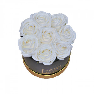 Aranjament floral cutie rotunda neagra cu trandafiri de sapun albi - Img 3