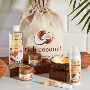 Crema de Fata Ultra-Nutritiva cu Ulei de Cocos 100% Organic, Eveline Cosmetics Rich Coconut, 50 ml