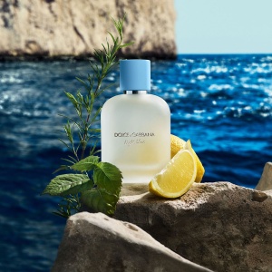 Dolce & Gabbana Light Blue pour Homme, Apa de Toaleta