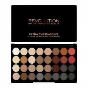 Paleta de farduri Makeup Revolution Ultra 32 Flawless Matte