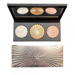 Paleta pudre iluminatoare MAC Flashing Ice Extra Dimension Skinfinish Trio Light