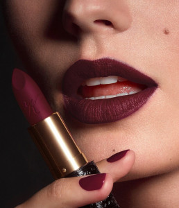 Kilian Paris Le Rouge Parfum Matte Lipstick 250 Devil Rouge 