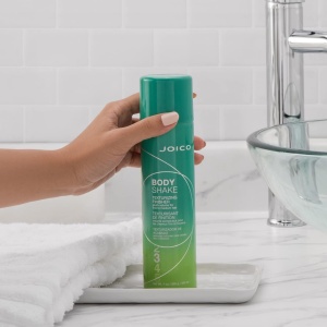 Spray pentru textura cu nivel de fixare 3 Body Shake Joico, 250 ml
