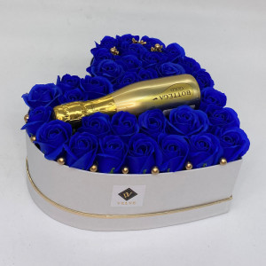 Aranjament floral Gold Rose, cutie inima cu trandafiri de sapun si Prosecco Bottega Rose Gold, albastru - Img 2
