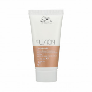 Balsam pentru parul deteriorat Care Fusion, Wella Professionals, 30 ml