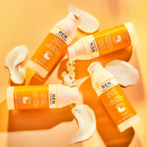 Crema de fata Ren, Vegan Radiance Glow Daily Vitamin C, 50 ml - Img 5
